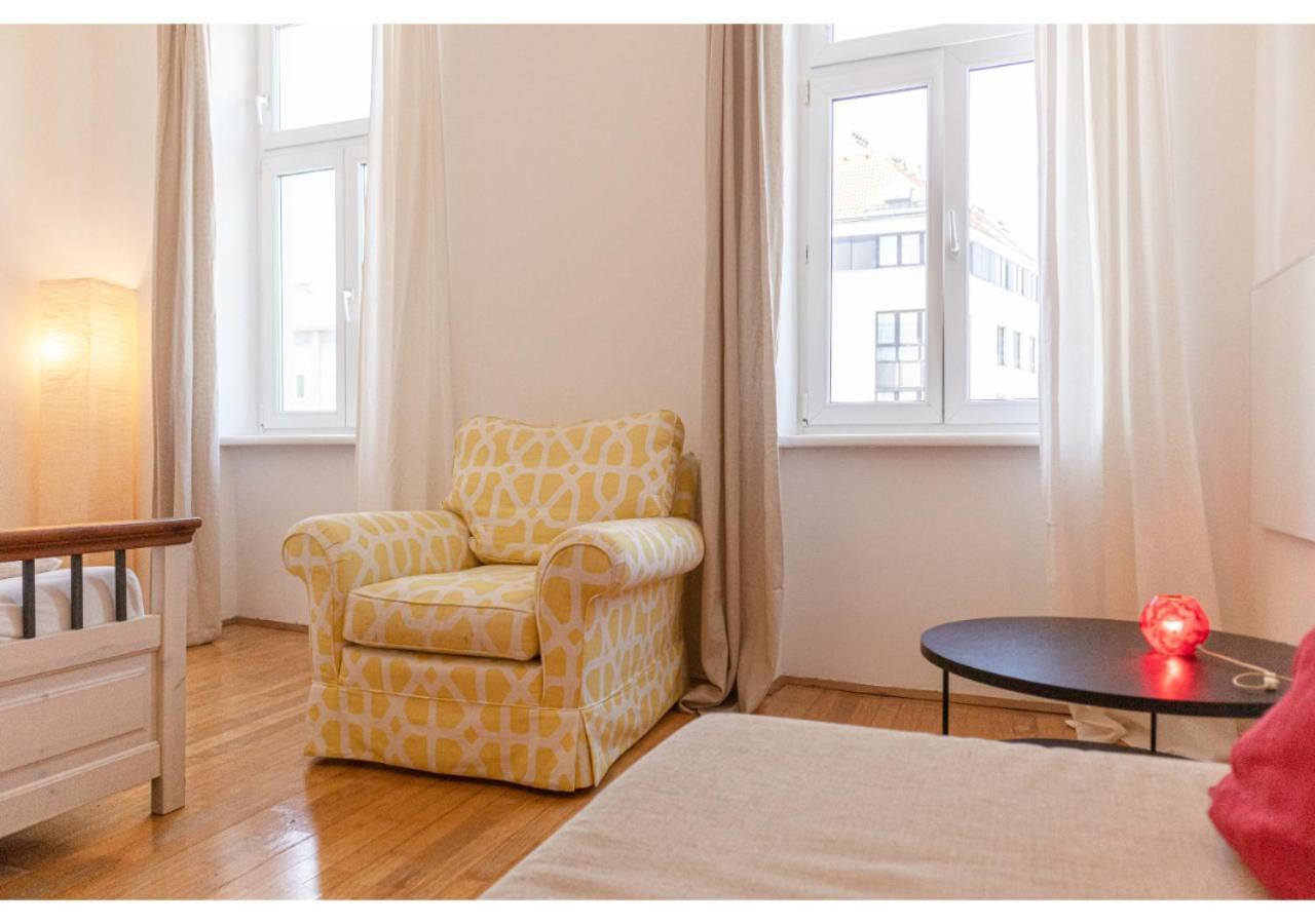Cheerful 2br - Suitable For Longstays Appartamento